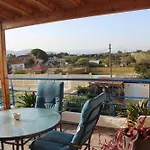Casa Celidonia , De *
