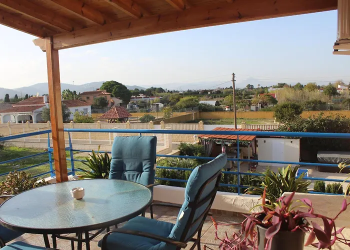 Casa Celidonia , De *