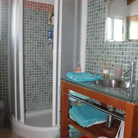 Casa Celidonia , De * 올리바