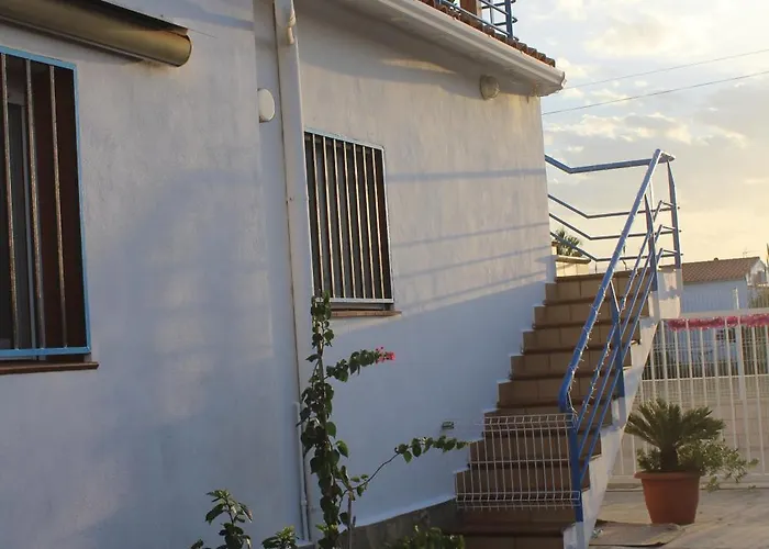Casa Celidonia , De * Oliva
